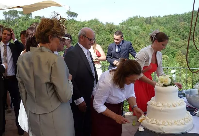 ホテル Agriturismo Tenuta Cantagallo