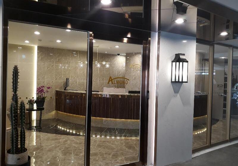 Almond Hotel Busan Station