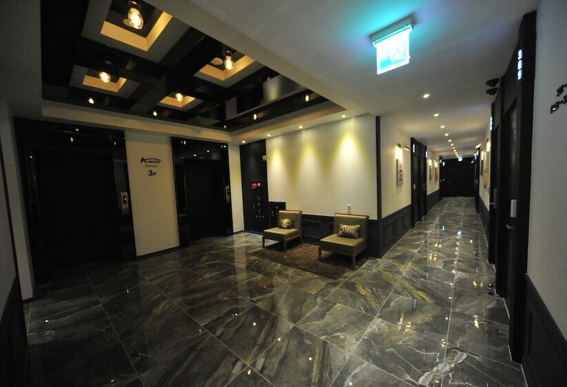 Almond Hotel Busan Station