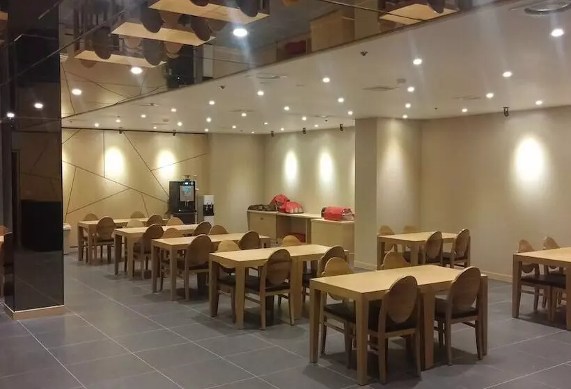 Almond Hotel Busan Station