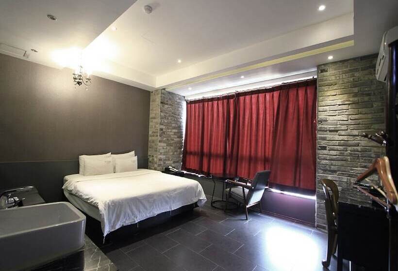 Almond Hotel Busan Station