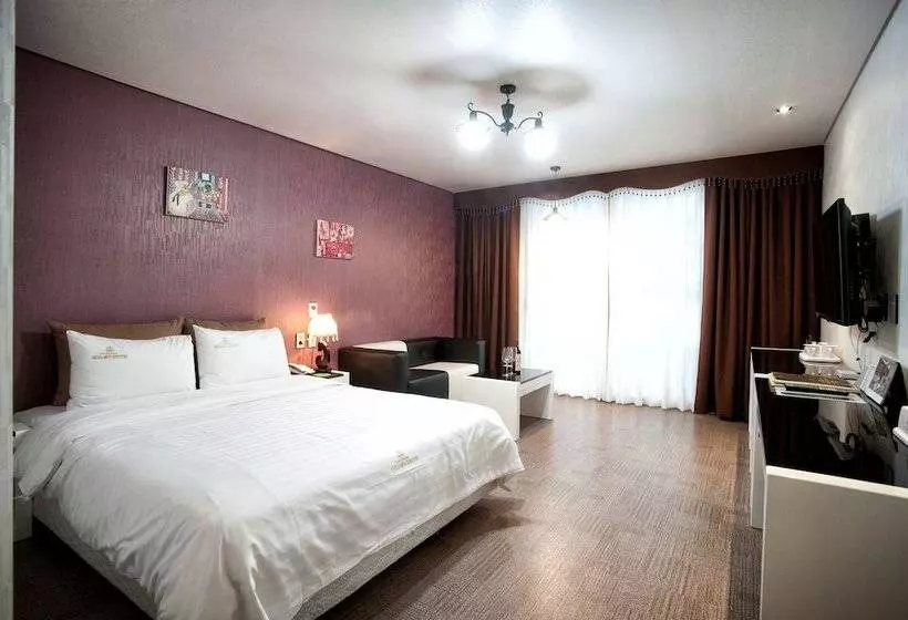 Hotel Benikea Technovalley