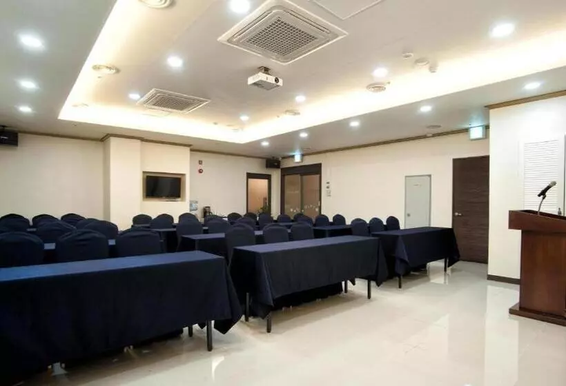 Hotel Benikea Technovalley