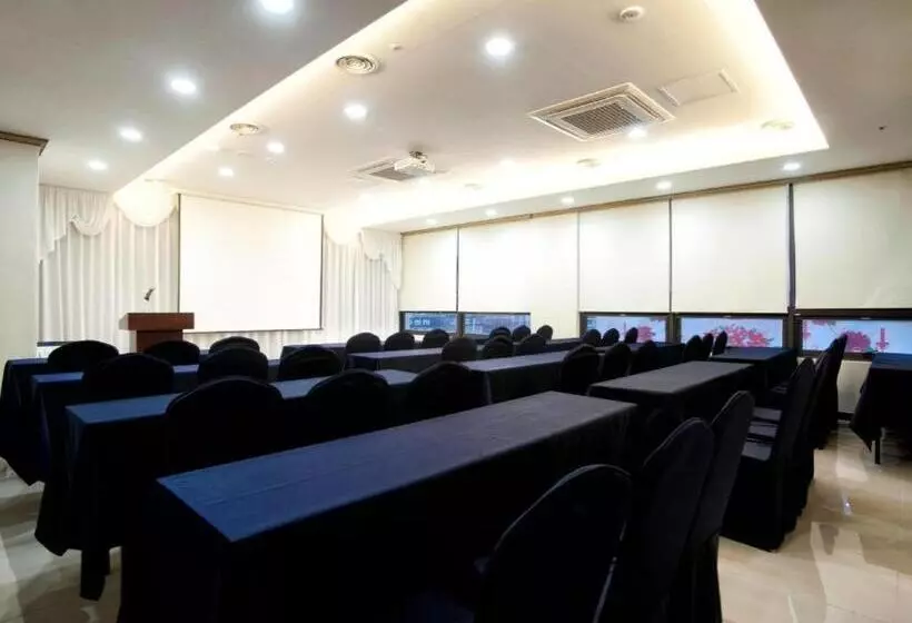 Hotel Benikea Technovalley