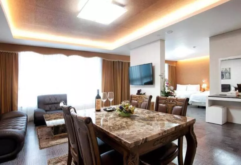 Hotel Benikea Technovalley