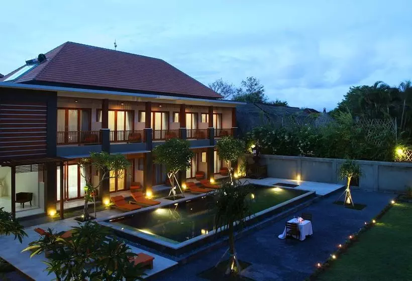 Hotel Kubu Cempaka Seminyak