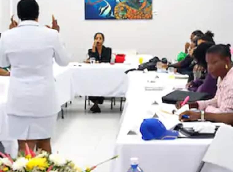 هتل La Flamboyant