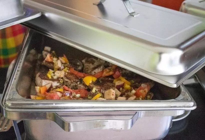 هتل La Flamboyant