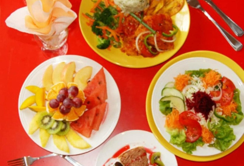 هتل La Flamboyant