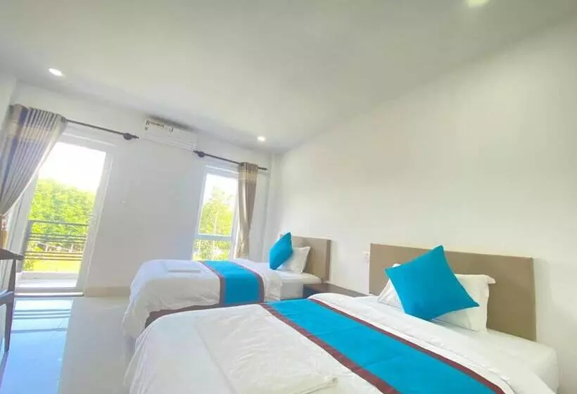 هتل Mary Beach  And Resort