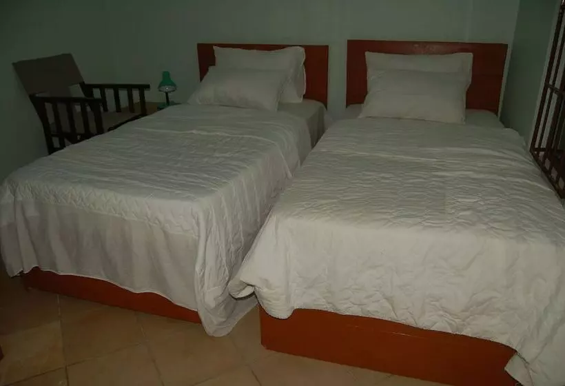 هتل Ngorongoro Villa & Restaurant