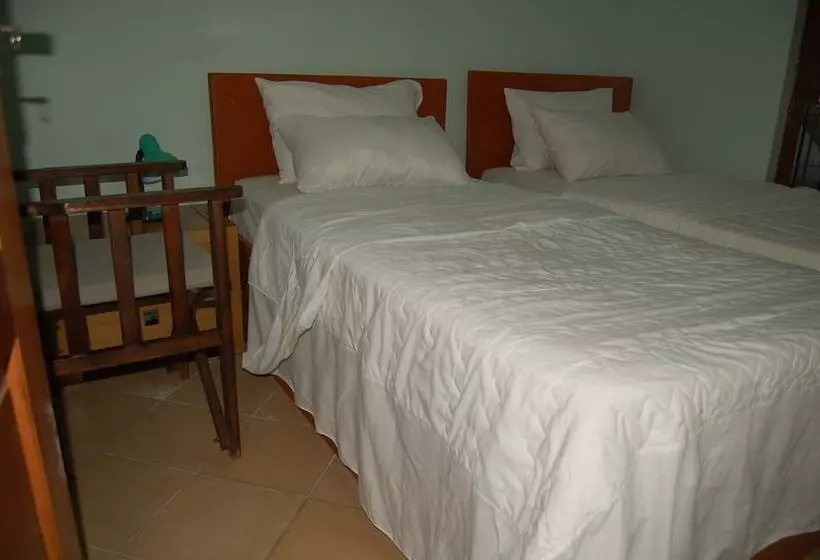 هتل Ngorongoro Villa & Restaurant