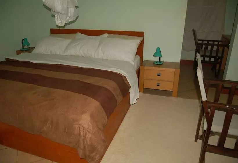 هتل Ngorongoro Villa & Restaurant