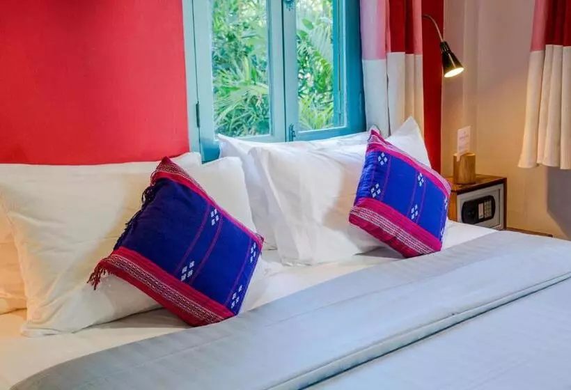 בית מלון כפרי Ock Pop Tok Mekong Villa