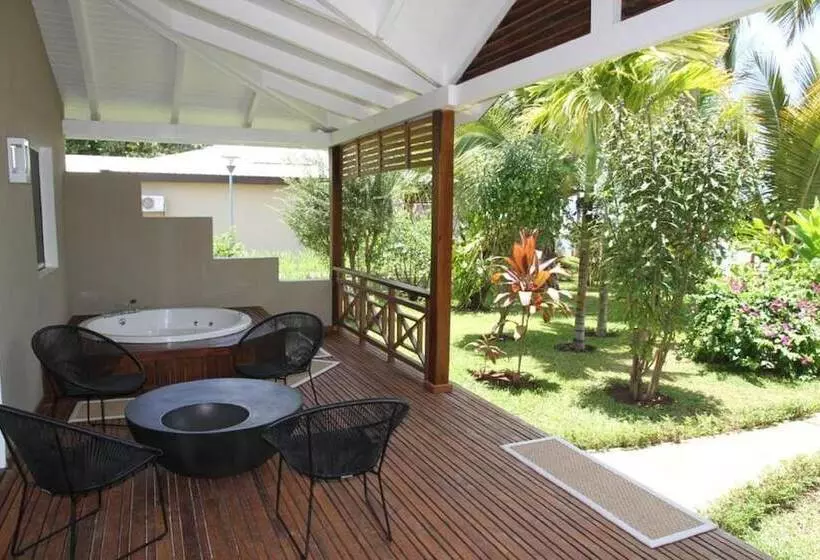 هتل Palm Beach Resort & Spa