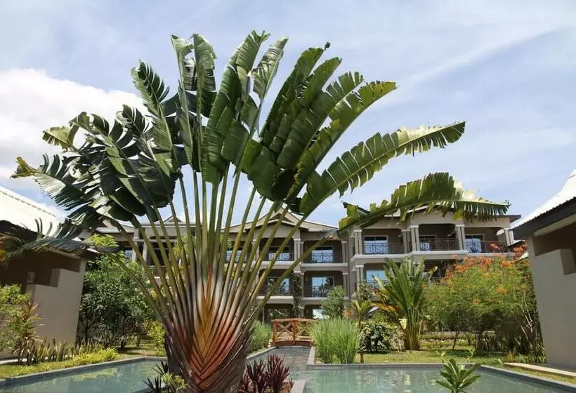 هتل Palm Beach Resort & Spa