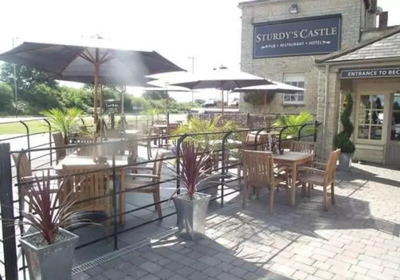 בית מלון כפרי Sturdys Castle