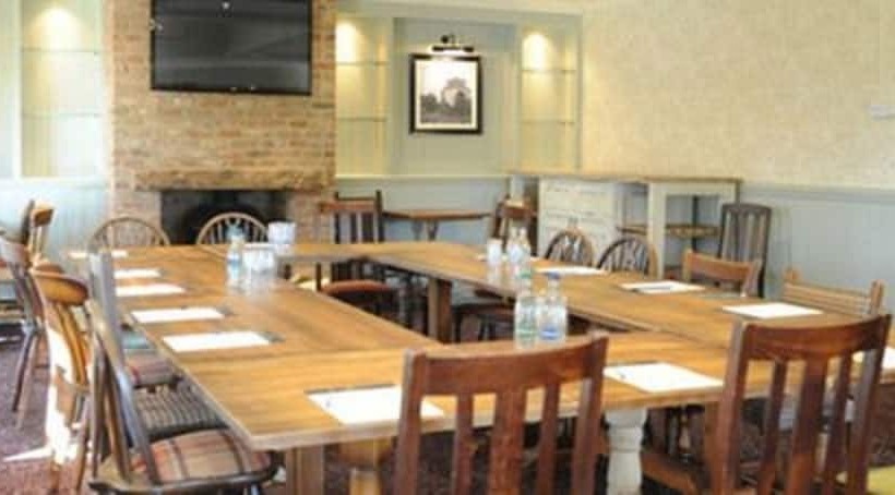 בית מלון כפרי Sturdys Castle