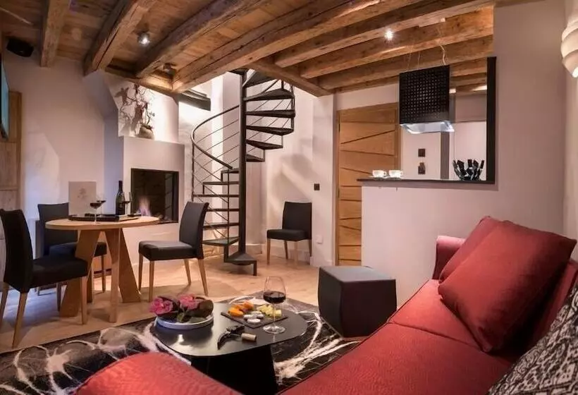 Les Loges Annecy Vieille Ville