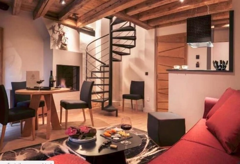 Les Loges Annecy Vieille Ville