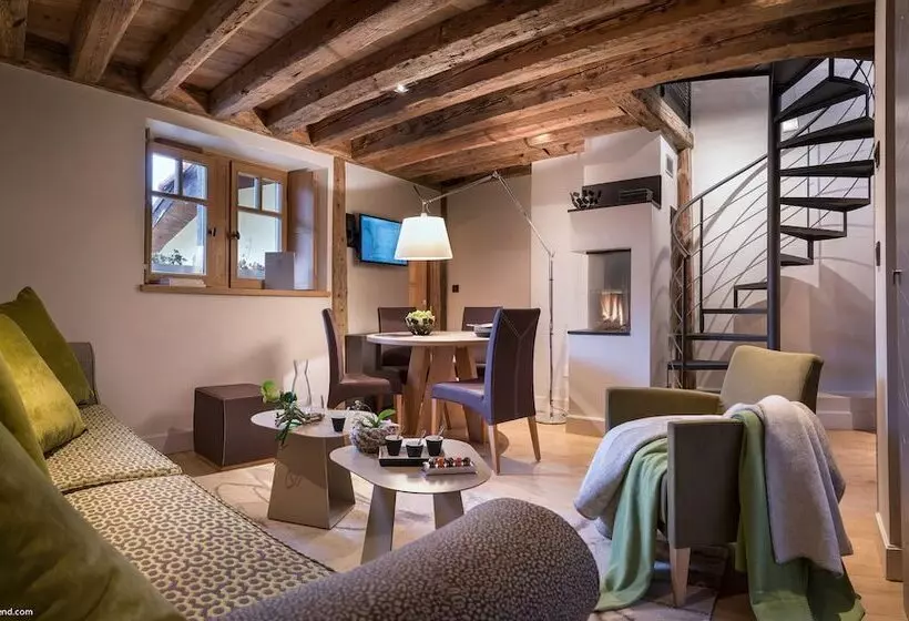 Les Loges Annecy Vieille Ville