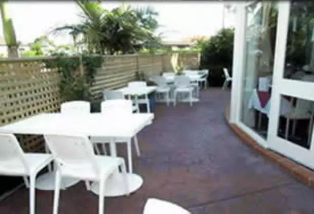 汽车旅馆 Lake Haven Motor Inn