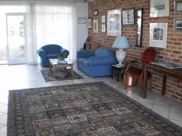 汽车旅馆 Lake Haven Motor Inn