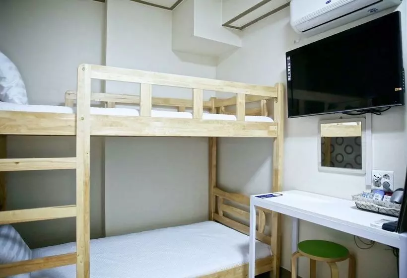 Пансион Goodstay Tomo Residence