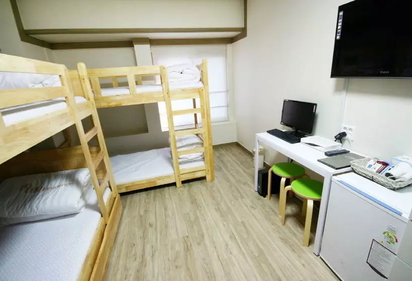 Пансион Goodstay Tomo Residence