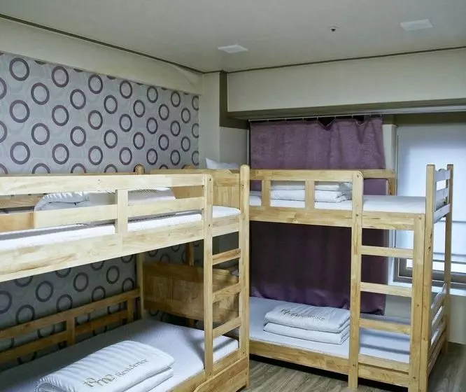 Пансион Goodstay Tomo Residence