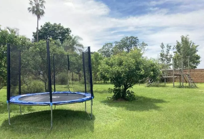 پانسیون Ilanda Guest House