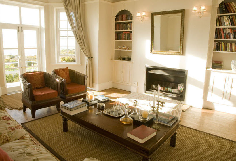 פנסיון Ocean Eleven Guest House