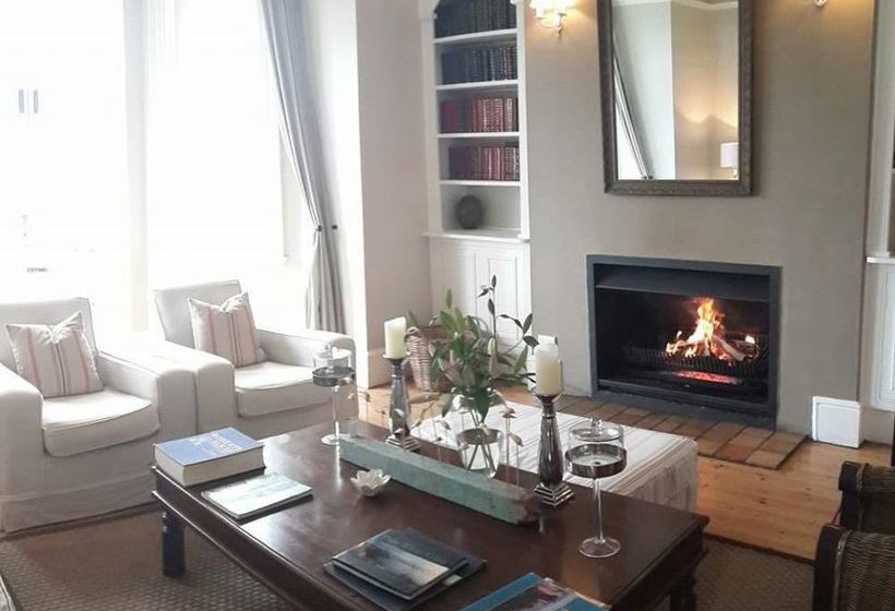 פנסיון Ocean Eleven Guest House