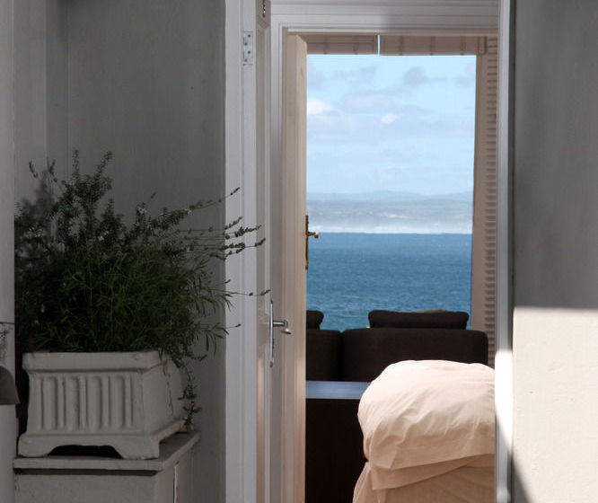 פנסיון Ocean Eleven Guest House