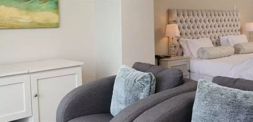 פנסיון Ocean Eleven Guest House