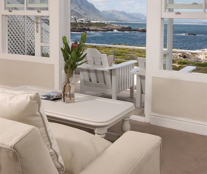 פנסיון Ocean Eleven Guest House