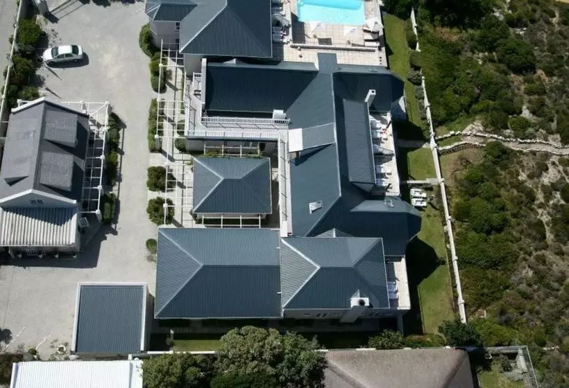 פנסיון Ocean Eleven Guest House