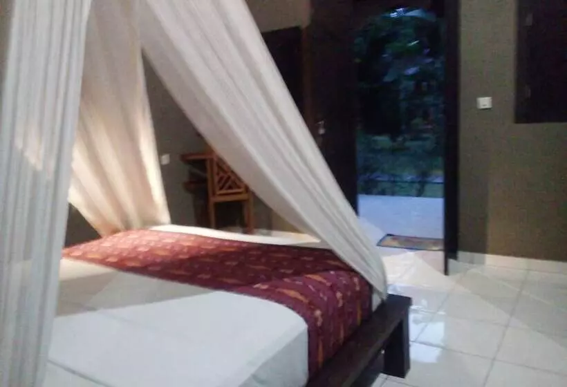 Пансион Suka Sari Cottages