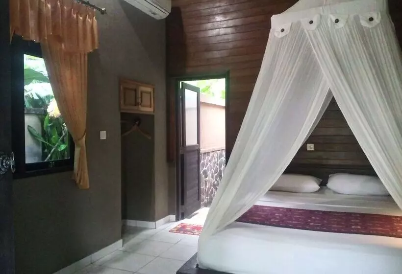 Пансион Suka Sari Cottages