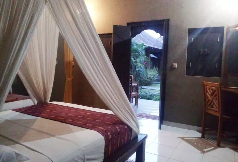 Пансион Suka Sari Cottages