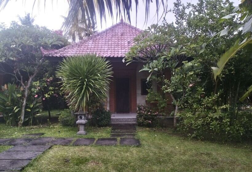 بنسيون Suka Sari Cottages