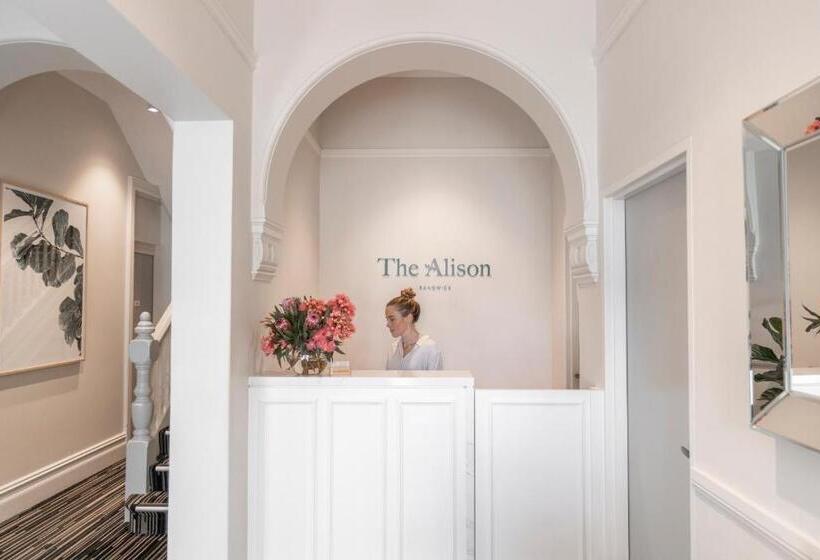 פנסיון The Alison Randwick