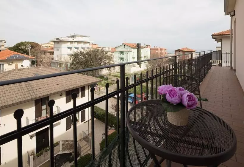 Residence 3 Trilo & Suites