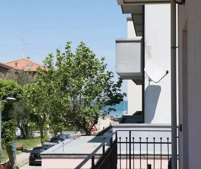 Residence 3 Trilo & Suites