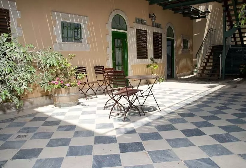 The Market Courtyard   Jerusalem Suites