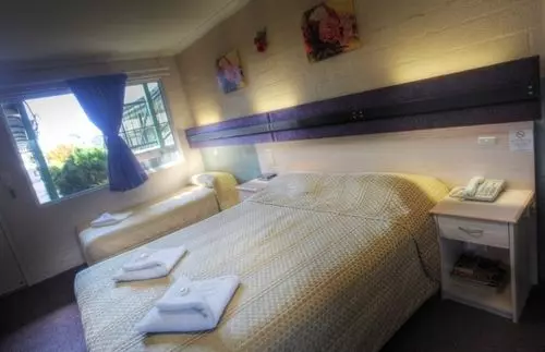 The Vines Motel & Cottages