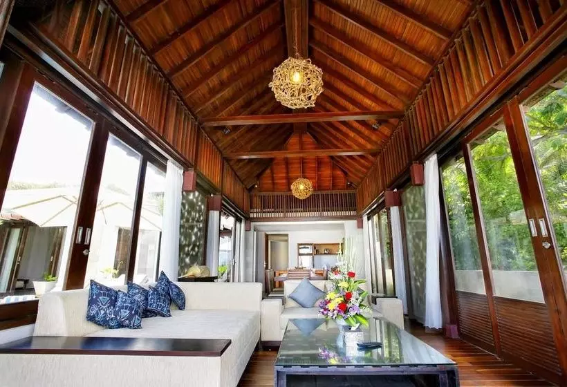 D'chandrasti Beach Villas Batu Belig