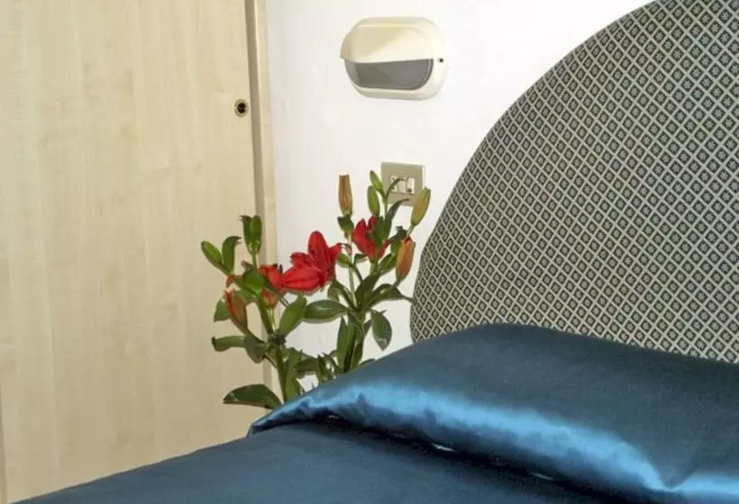 ホテル Albergo Giglio