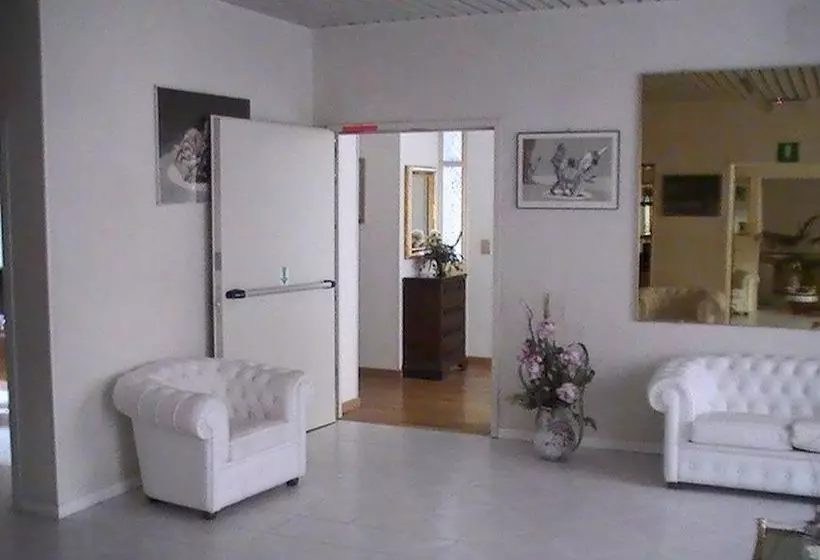 ホテル Albergo Giglio