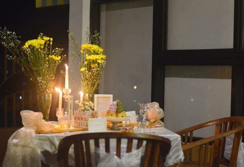 בית מלון כפרי Best Inn  Balikpapan